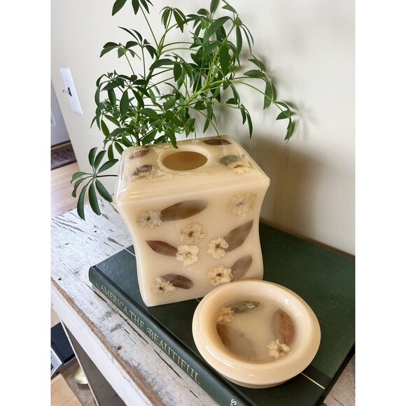 Vintage Cream Acrylic Dried Flowers Tissue Box & Soap Dish Bathroom Set / Retro - Picture 8 of 9